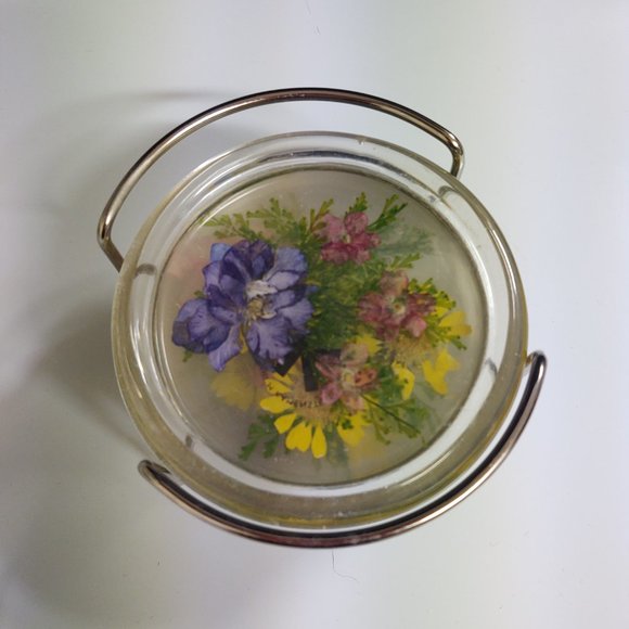 ACRYLIC LUCITE 6 COASTER SET WITH PRESSED DRIED WILDFLOWERS MID CENTURY MODERN - Picture 3 of 7